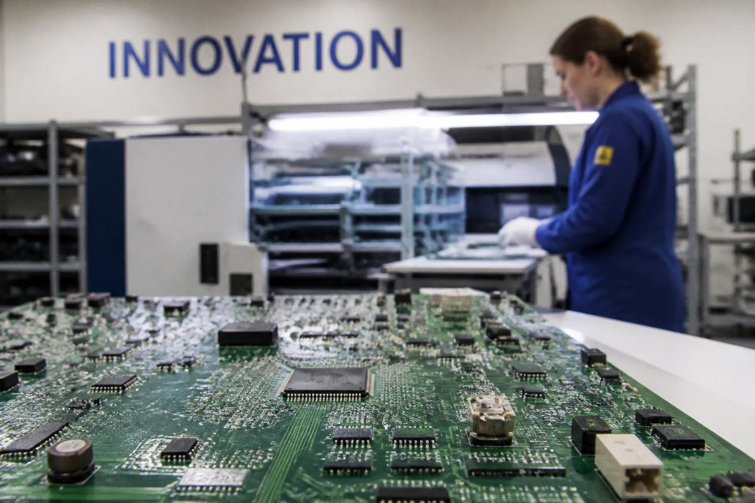 Elektronik-Distribution: Auftragseingang verdoppelt sich durch KI-Boom